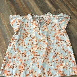 Ophelia Roe floral top in XL
